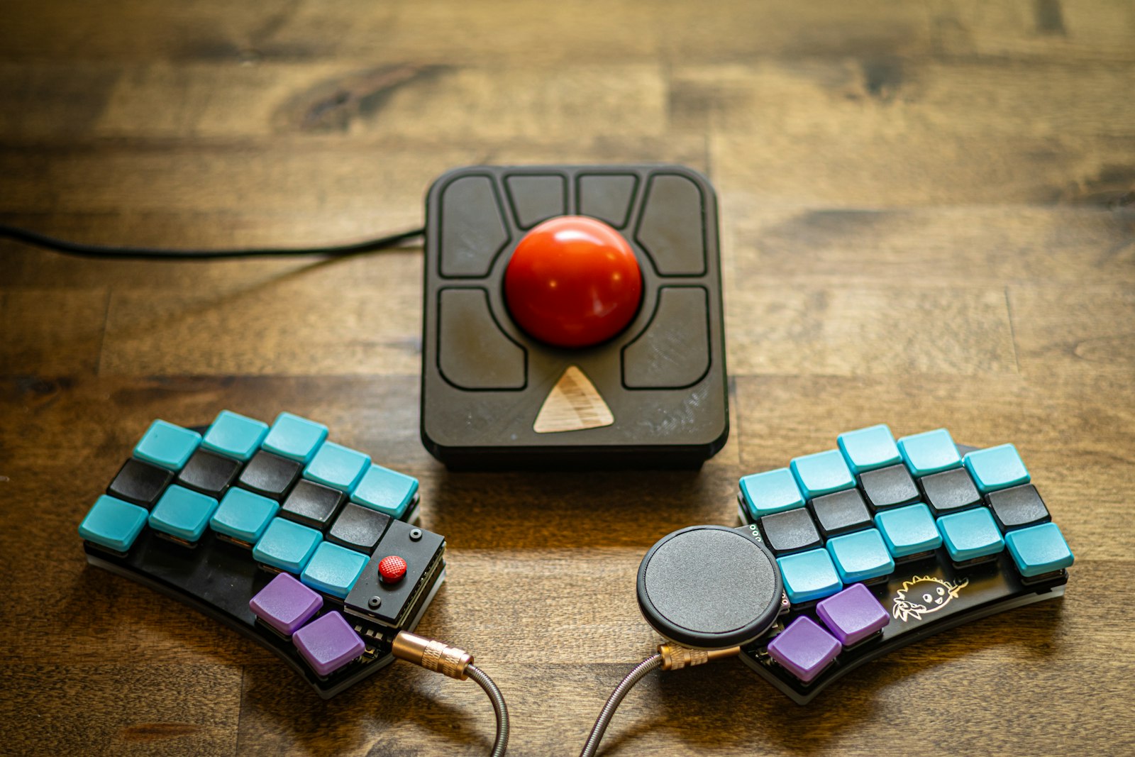 Split Keyboard Wrist Pain: How to Set It Up Before You Blame the Keyboard | Posture Reminder AI blog